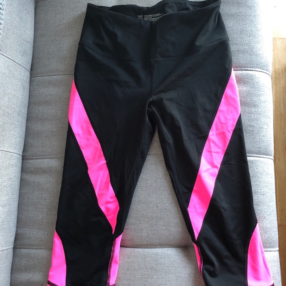 Victoria’s Secret Sport Capris